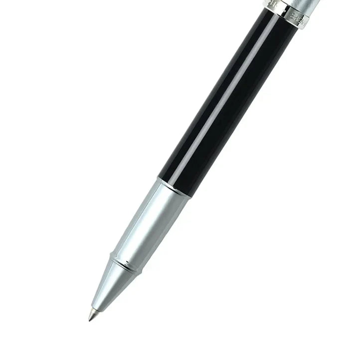Sheaffer 100 Pluma Rollerball con Cuerpo en Negro Brillante y Capuchón en Cromo Cepillado