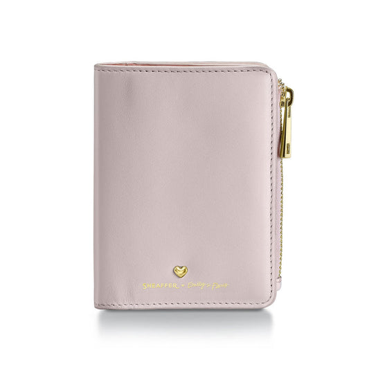 Sheaffer Emily in Paris Billetera Bifold con Cierre en Cuero Plena Flor y Emblema en Forma de Corazón – Rosa