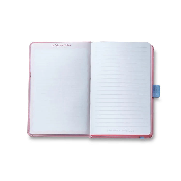 Set de Regalo Sheaffer con Emily in Paris: Bolígrafo Sentinel 321 Rosa Mate con Acabados en Cromo y Cuaderno Pequeño de Tapa Dura