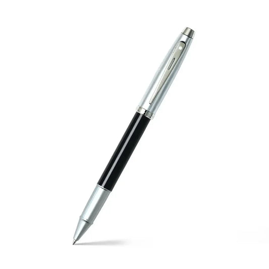 Sheaffer 100 Pluma Rollerball con Cuerpo en Negro Brillante y Capuchón en Cromo Cepillado