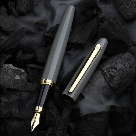 Sheaffer VFM 9427 Pluma Fuente en Gris Claro con Acabados en Oro